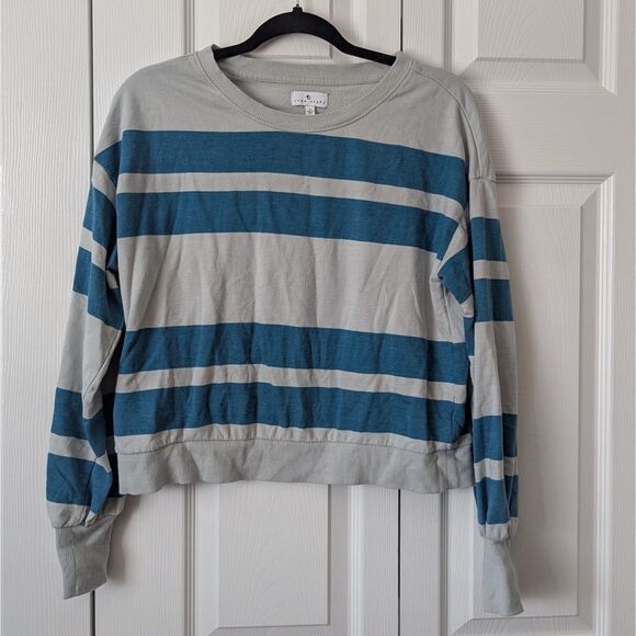 Juniors' True Craft Striped Pullover Top – Size Small – Coastal Style - Picture 1 of 4